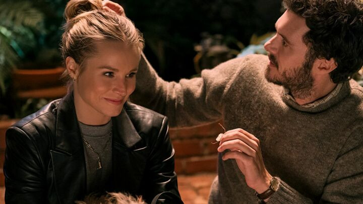 Netflix verlängert beliebte romantische Komödie "Nobody Wants This" um zweite Staffel